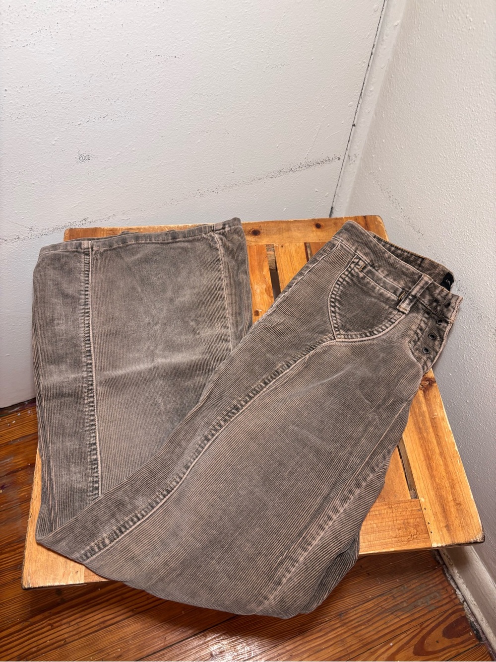 Vintage Y2K L.e.i. Corduroy Flare Leg Pants
